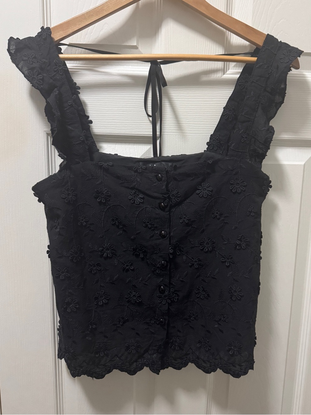 NWT Lulus Cutest Weekend Black 3D Floral Embroidered Tie-Back Tank Top Sz. S - Picture 2 of 7